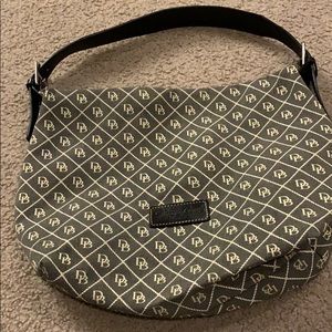 Dooney & Bourke